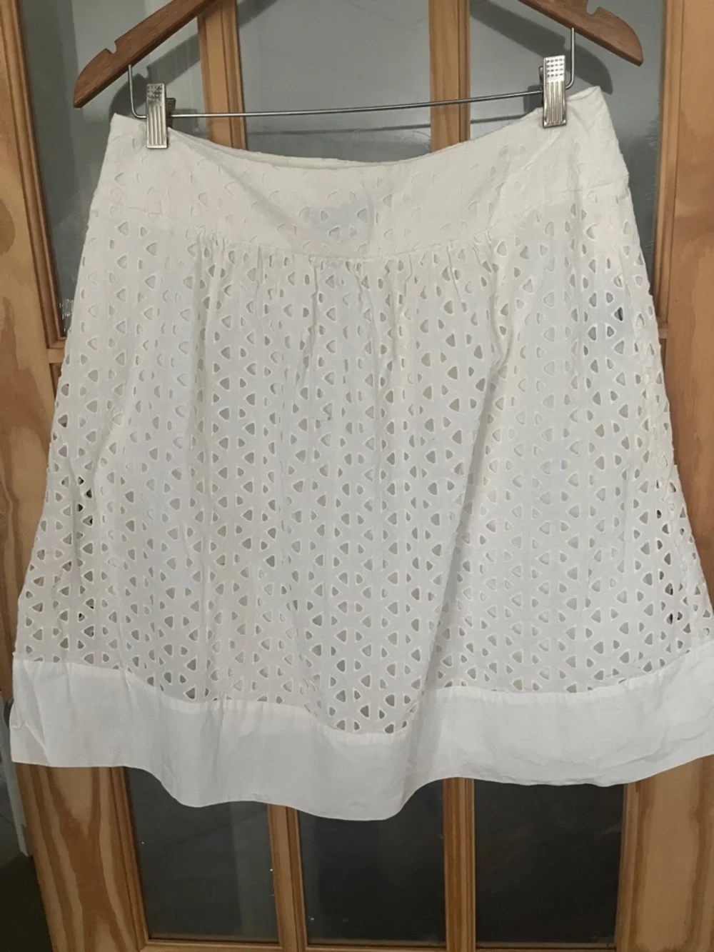 White Eyelet 100% Cotton Skirt , lined Size 12 east 5th brand
